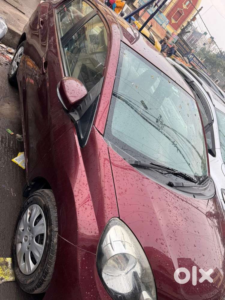 Honda Amaze 2017 Petrol Well Maintained