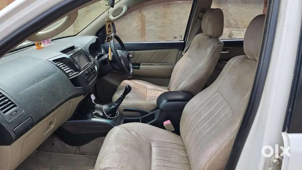 Toyota Fortuner Diesel Manual 2014 Variant