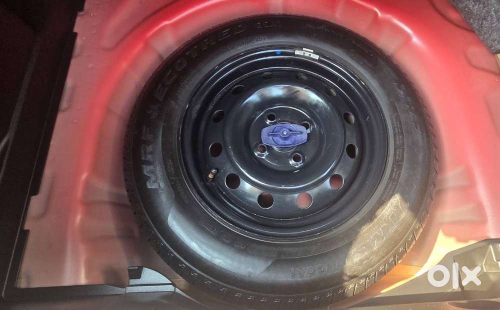 Maruti Suzuki Swift 1.2 Vxi (o), 2024, Petrol