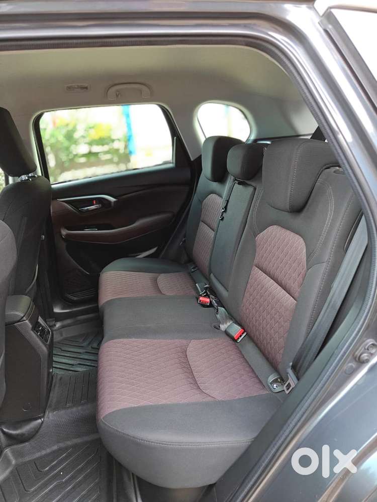 Maruti Suzuki Grand Vitara 1.5 Zeta Smart Hybrid At, 2023, Petrol