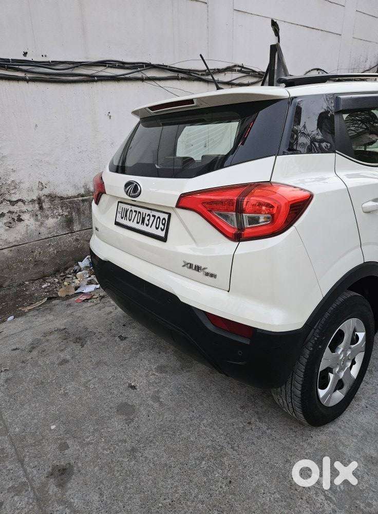 Mahindra Xuv300 W6, 2021, Petrol