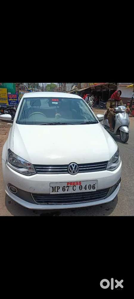 Volkswagen Vento Highline 2011 Urgent Sell