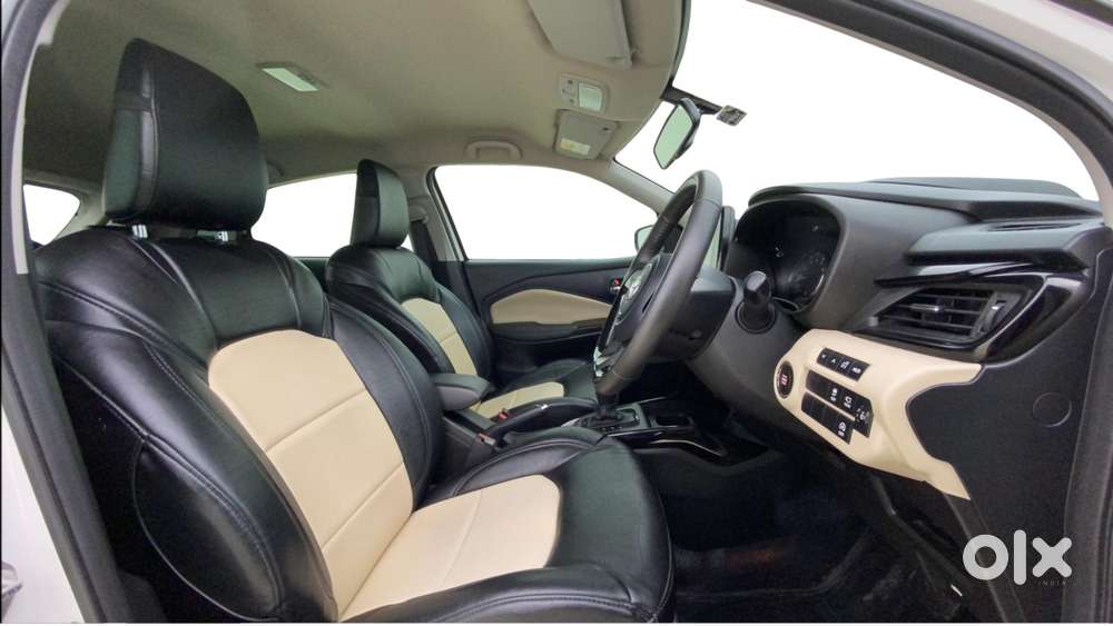 Toyota Glanza 1.2 V Amt, 2025, Petrol