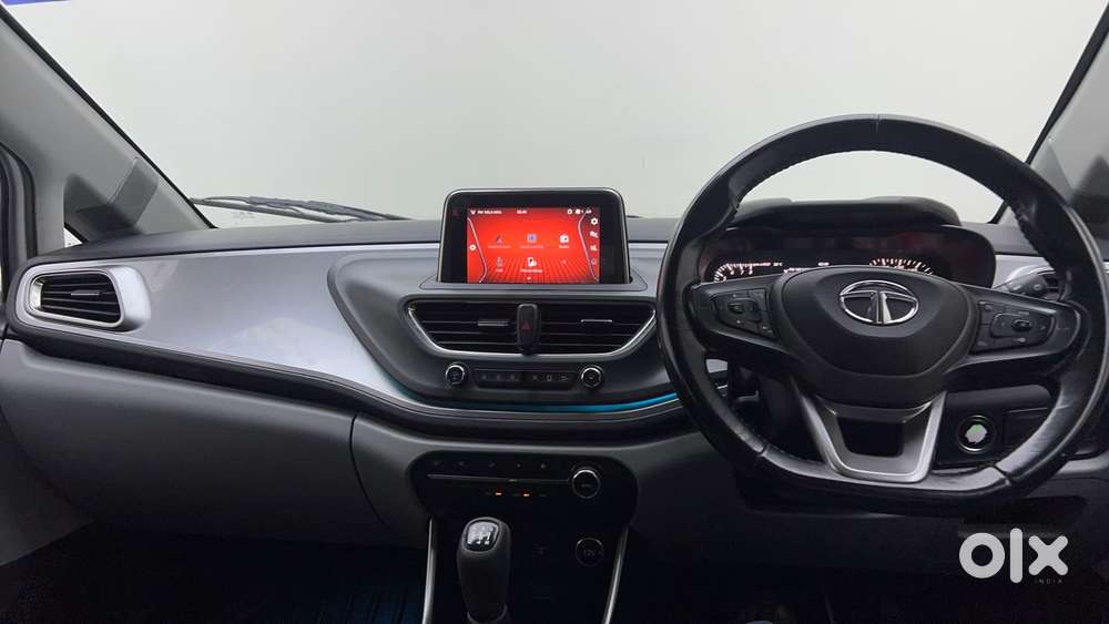Tata Altroz Xz, 2020, Petrol