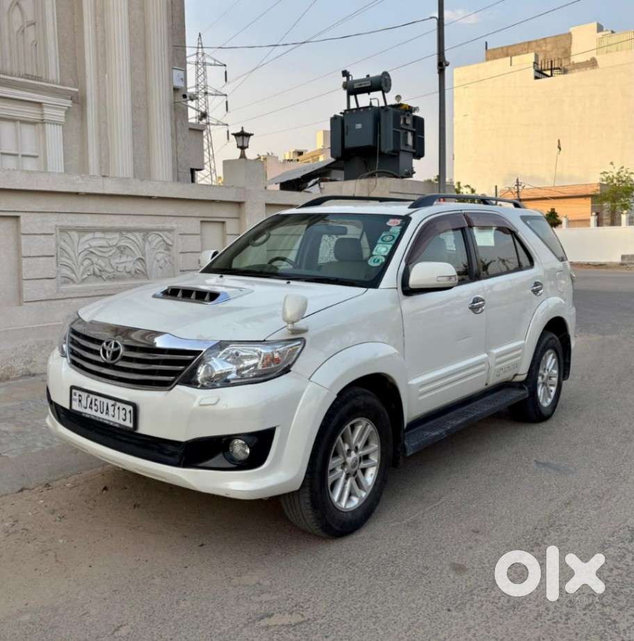 Toyota Fortuner 3.0 4x4 Manual, 2013, Diesel