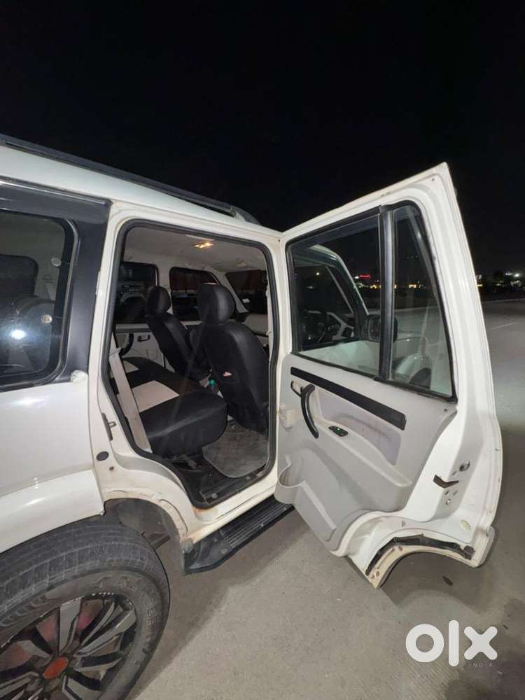 Mahindra Scorpio S6+ Converted To S11