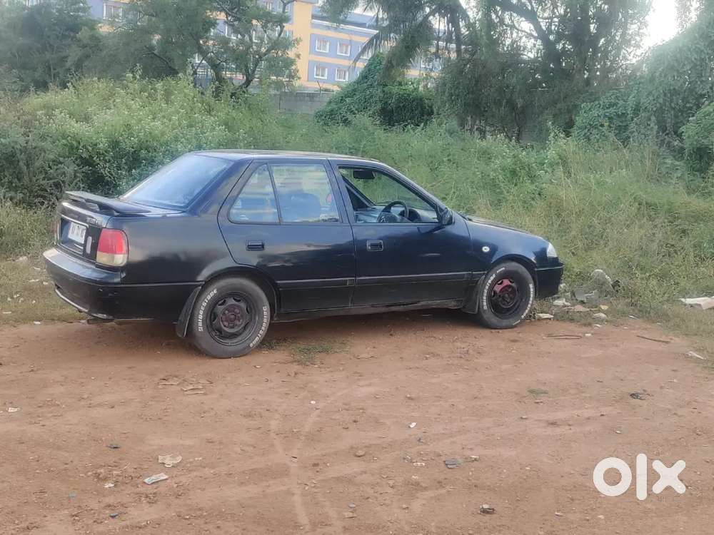 Maruti Suzuki Esteem Vxi 2005