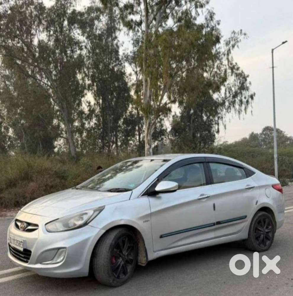 Hyundai Verna Manual Petrol 2013