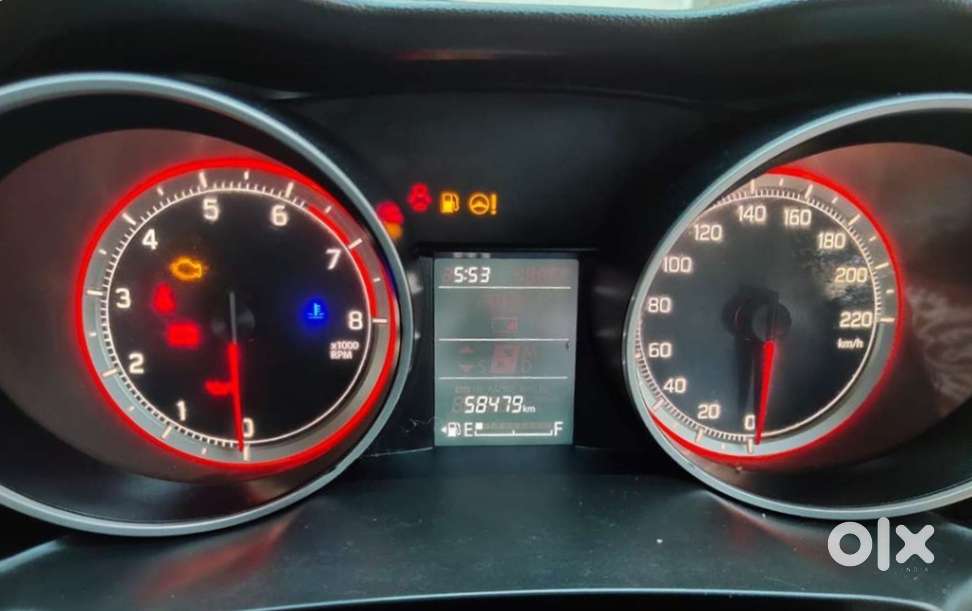 Maruti Suzuki Swift Vxi + Manual, 2022, Petrol