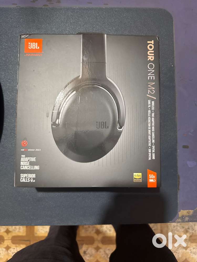JBL TOUR M2 headphone