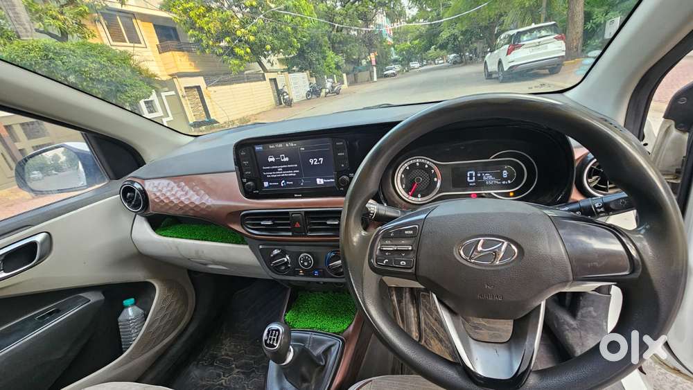 Hyundai Aura Sx Manual, 2022, Cng & Hybrids