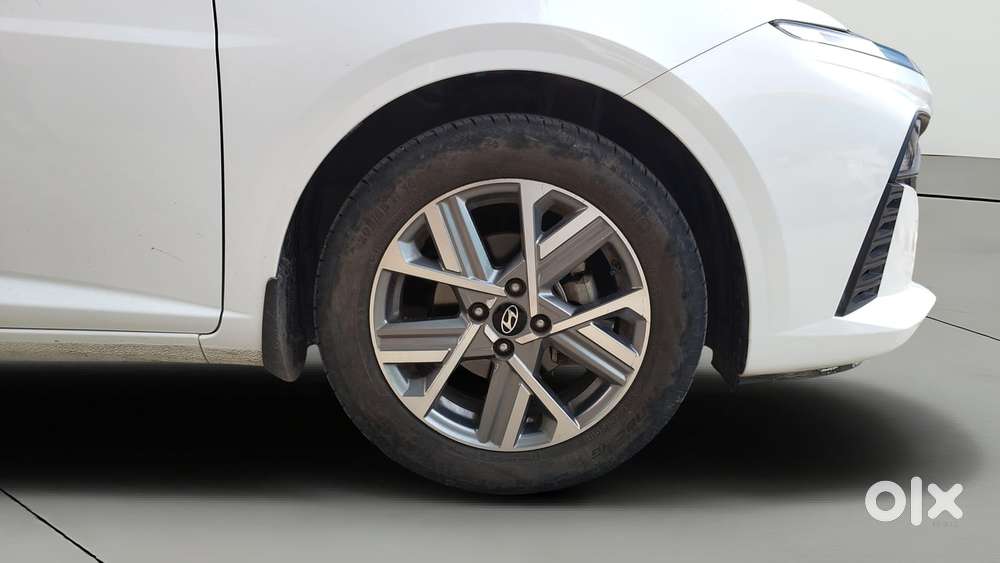 Hyundai Verna 1.5 Sx Petrol Mt, 2023, Petrol