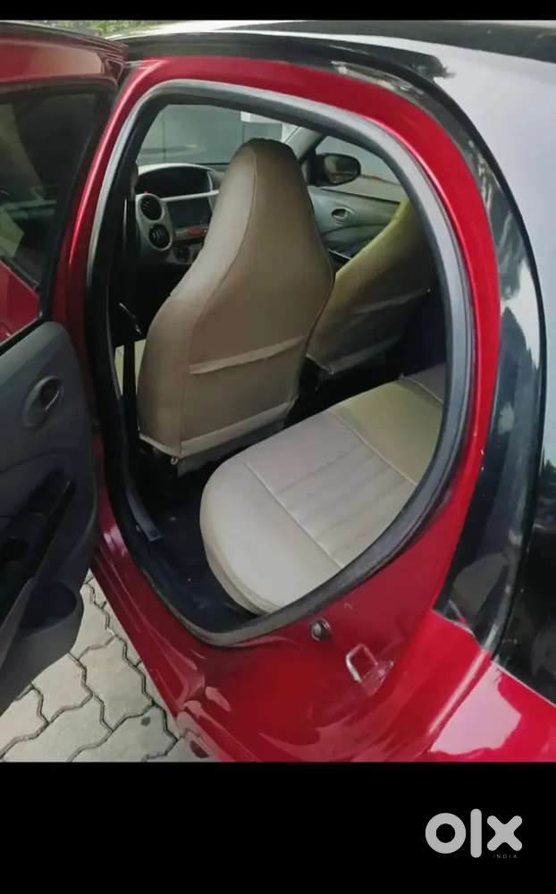 Toyota Etios Liva 2012