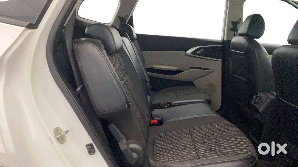 Kia Carens 1.5 Prestige 7 Str, 2022, Petrol