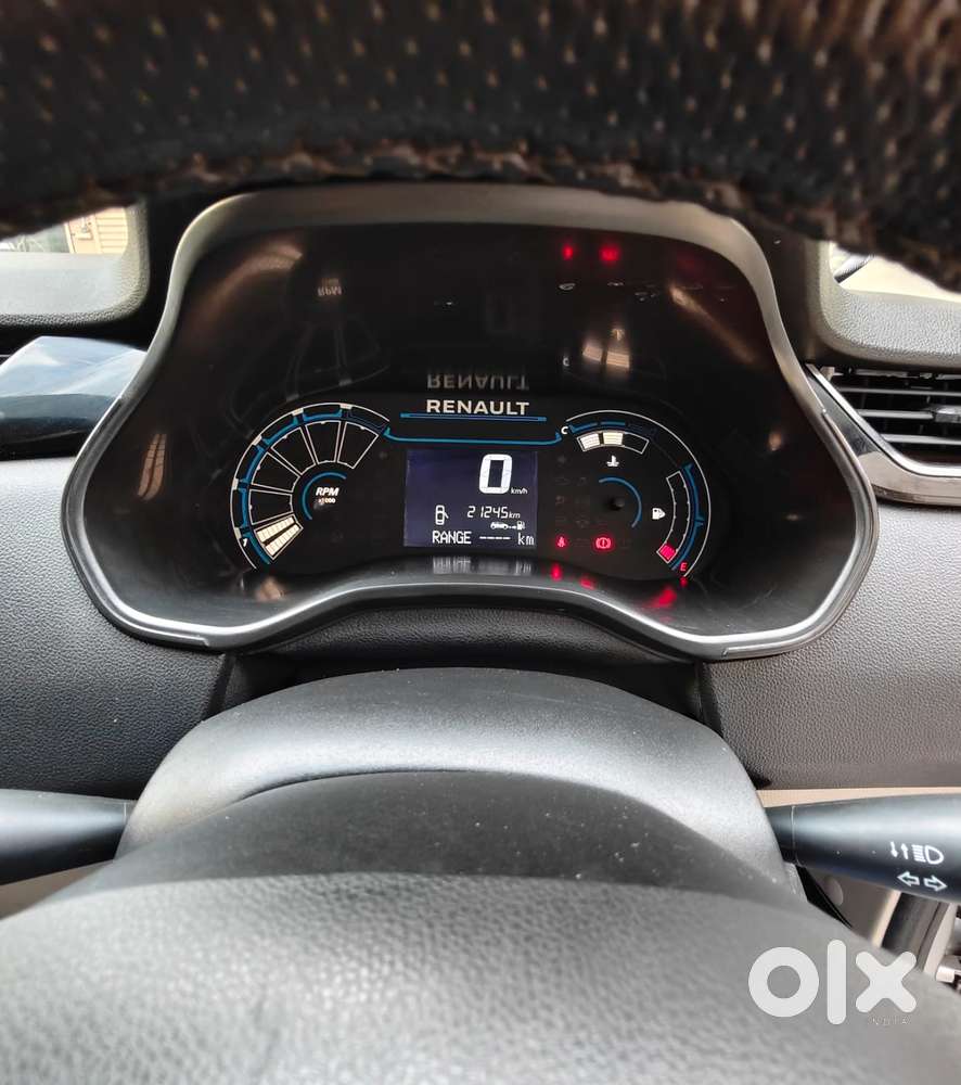 Renault Triber Rxt, 2022, Petrol