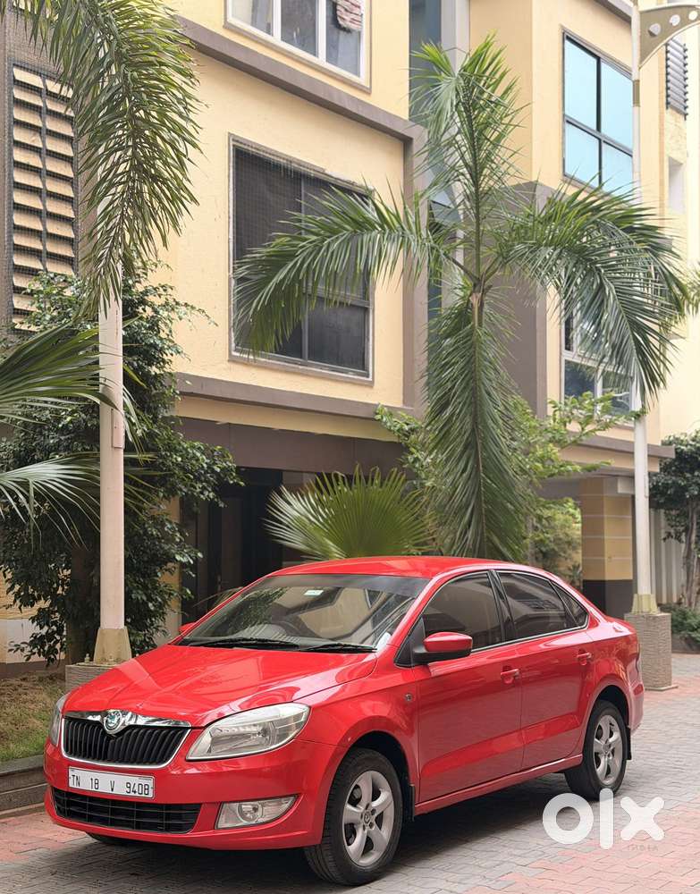 Skoda Rapid 1.6 Mpi At Ambition Plus, 2013, Petrol