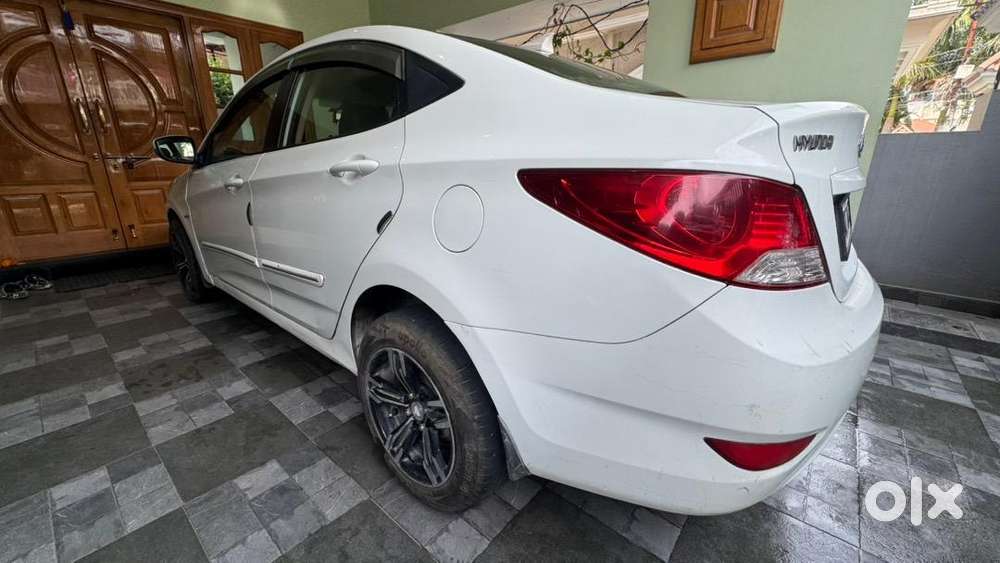 Hyundai Verna 2011 Petrol Good Condition