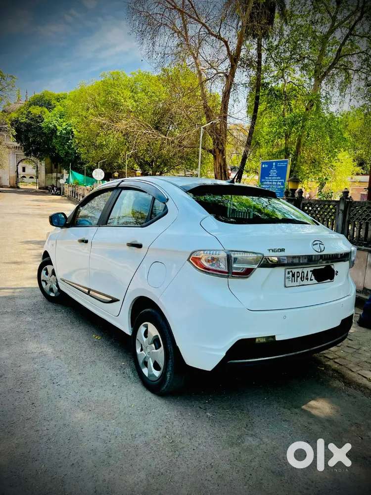Tata Tigor 2022 Petrol Well Maintained