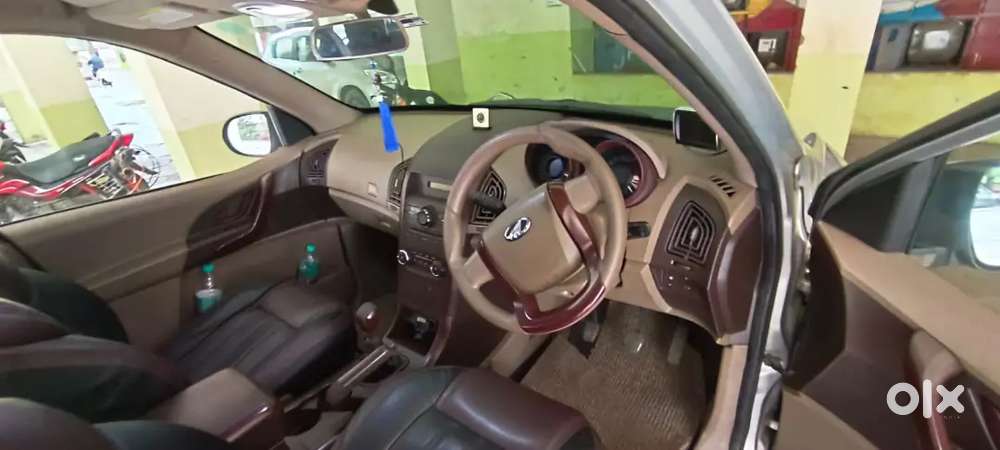 Mahindra Xuv500 2014 Diesel 75000 Km Driven