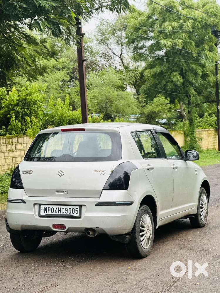 Maruti Suzuki Swift 1.3 Vxi, 2005, Petrol