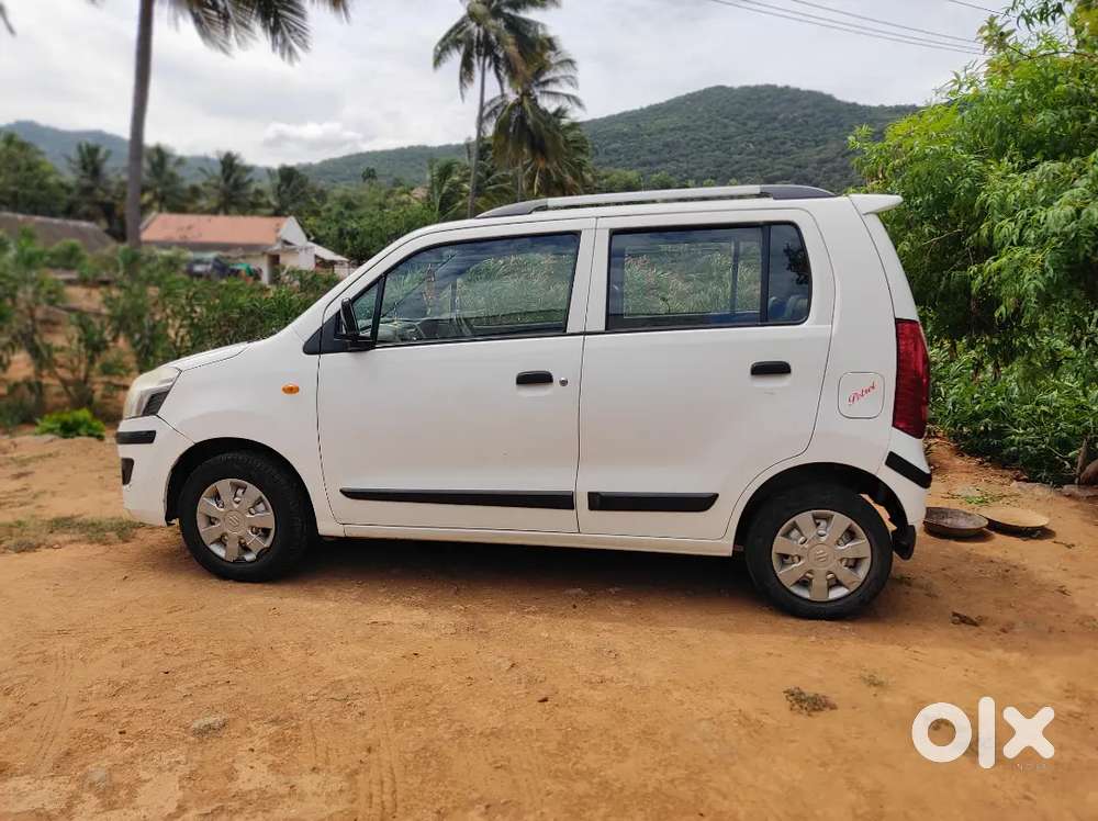 Maruti Suzuki Wagon R 2013 Petrol Well Maintained And 76195 Km Driven
