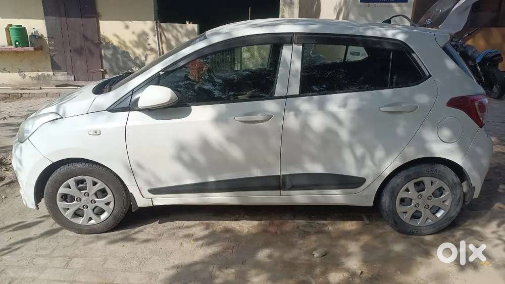 Hyundai Grand I10 2014 Diesel 250000 Km Driven