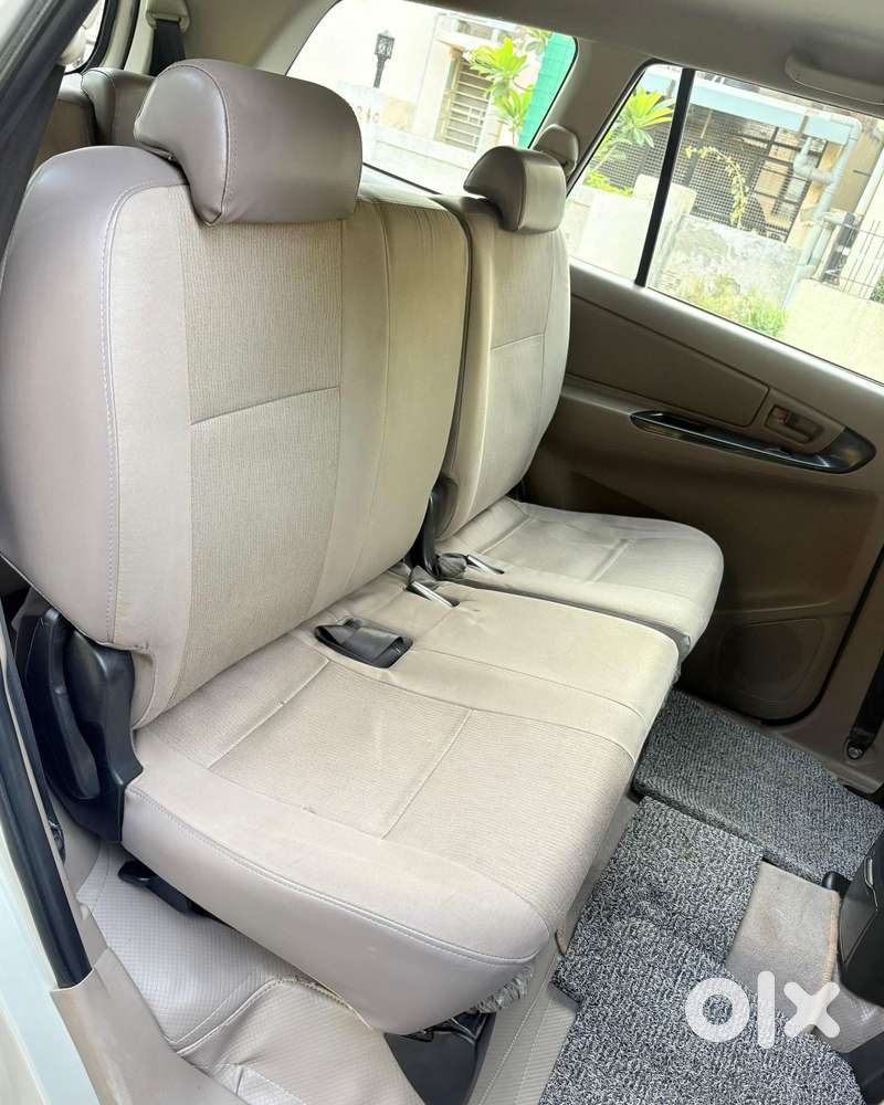 Toyota Innova 2.5 Gx 8 Str Bs-iii, 2016, Diesel