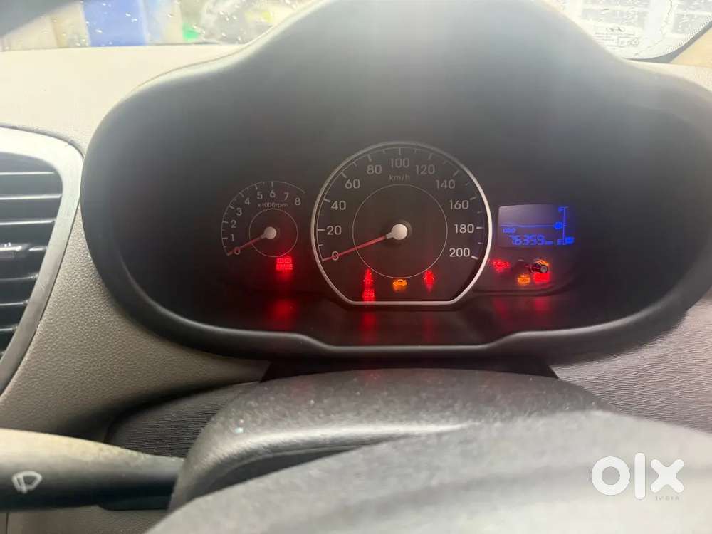 Hyundai I10 Sportz 2011