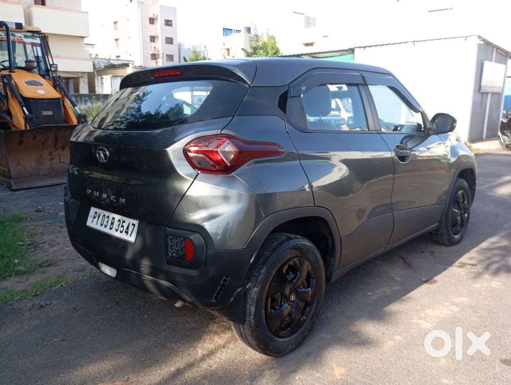Tata Punch, 2022, Petrol