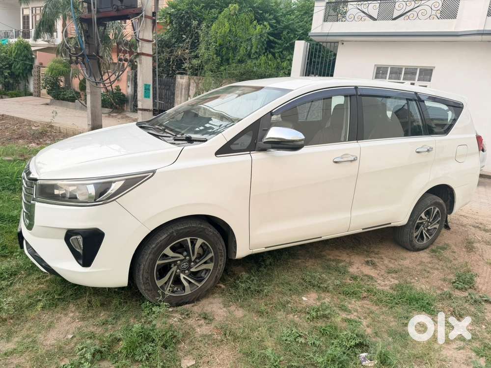 Toyota Innova Crysta 2021