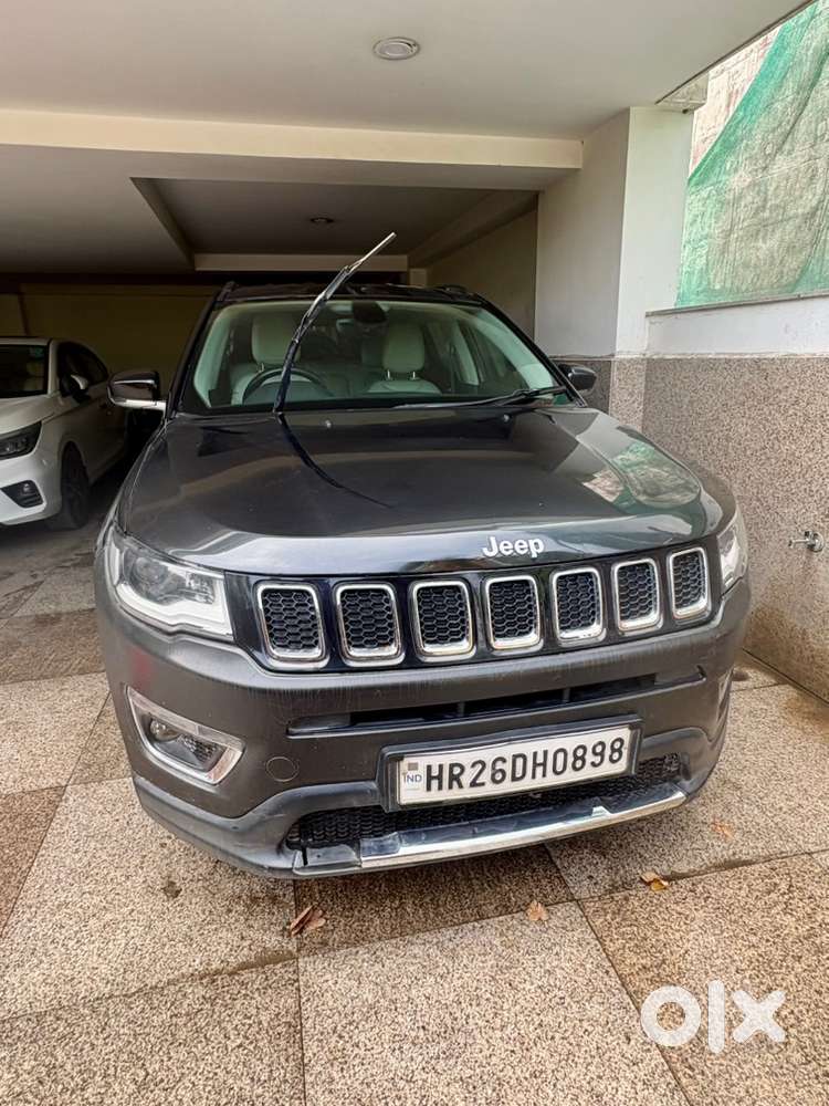 Jeep Compass 2017 Diesel Black Well Maintained  – Gurgaon
