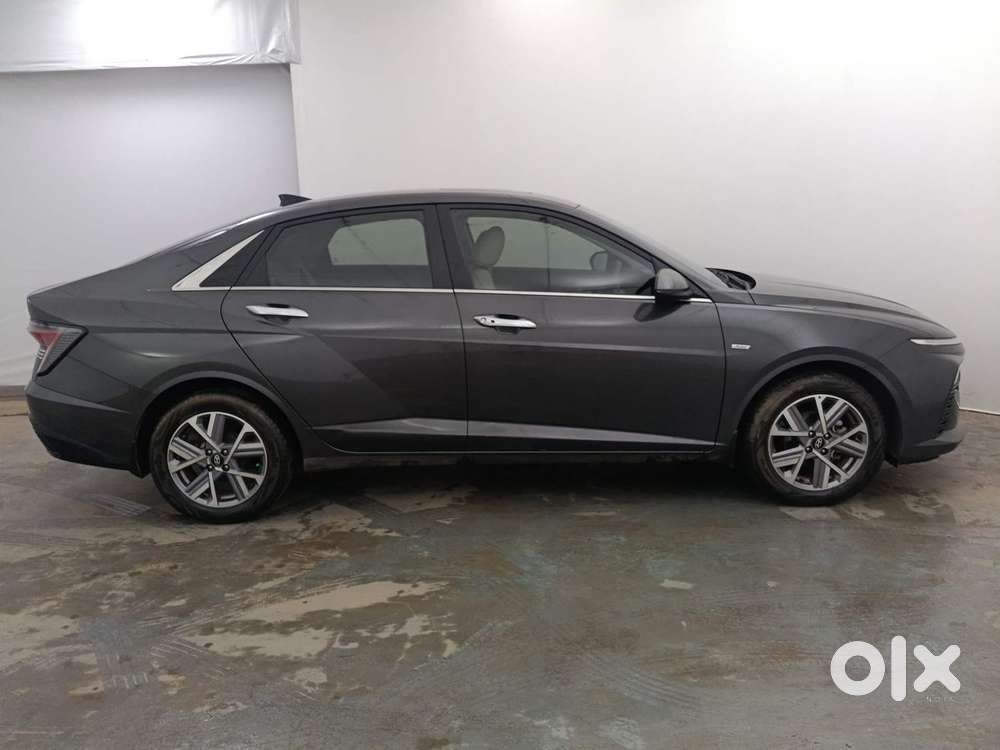 Hyundai Verna 1.5 Sx (o) Vtvt Ivt, 2023, Petrol