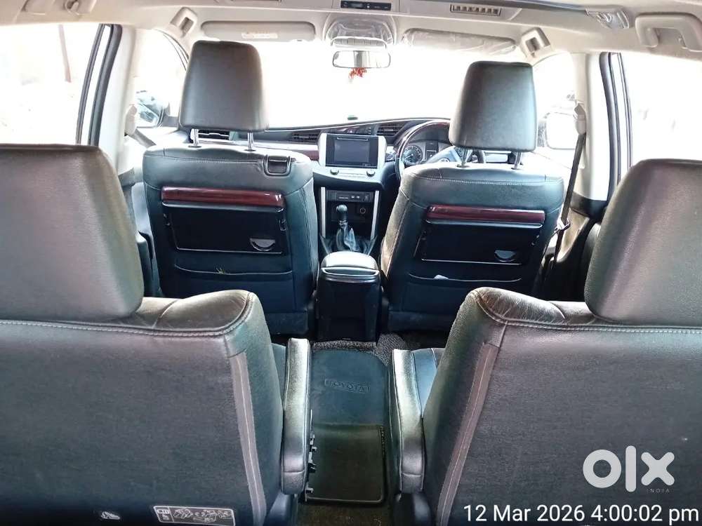 Toyota Innova Crysta 2019 Diesel 179000 Km Driven