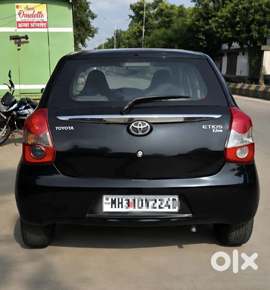 Toyota Etios Liva 2011 Petrol Manual