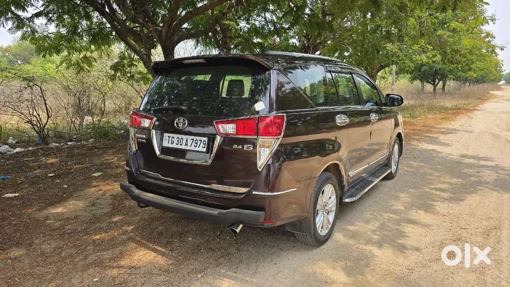 Toyota Innova Crysta 2018 Diesel 190000 Km Driven