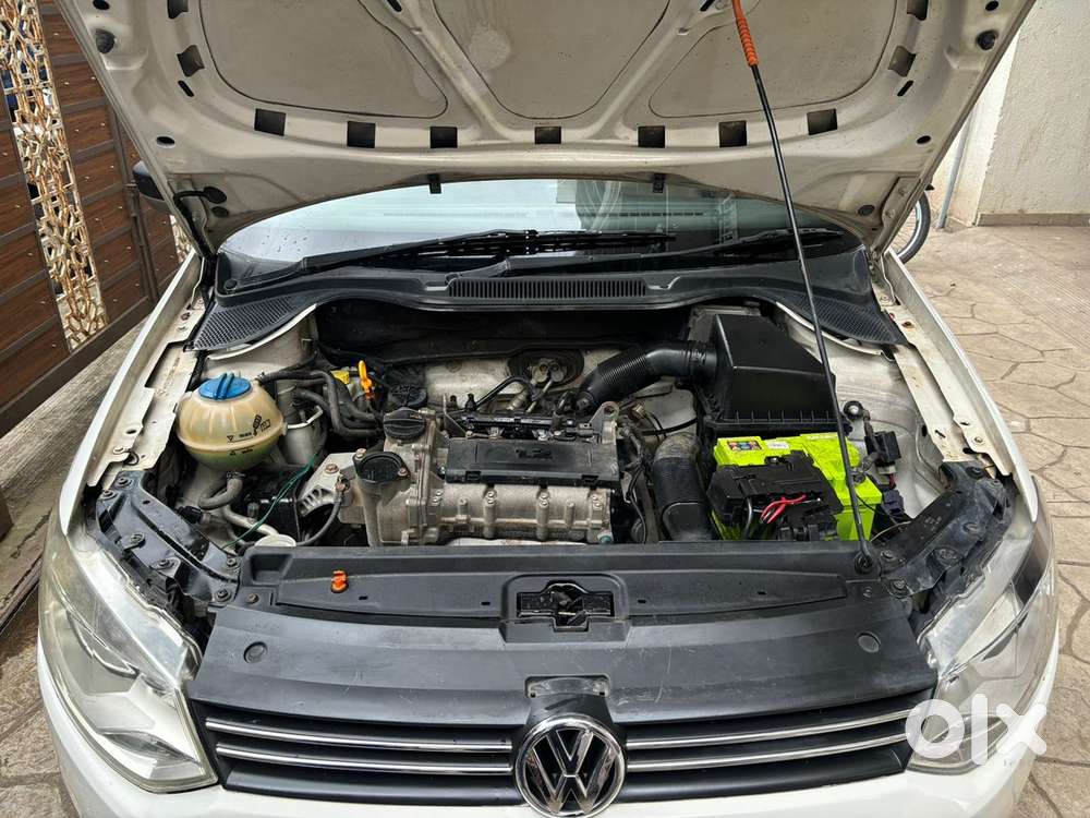 Volkswagen Polo Petrol 2011 Year