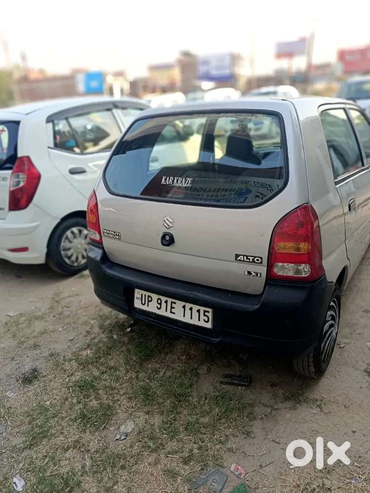Maruti Suzuki Alto Lxi , Company Fitting Centre Lock, Power Steering