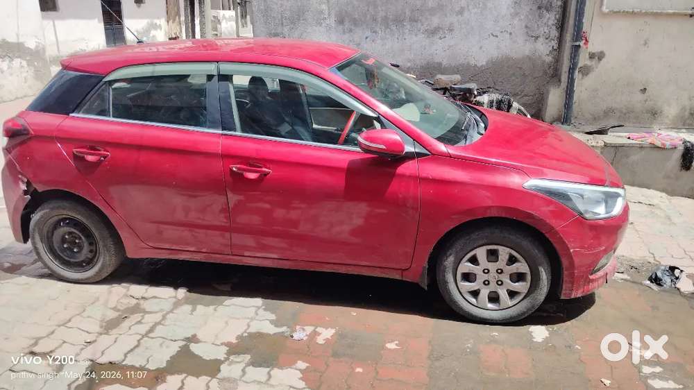 Hyundai I20 2018 Cng & Hybrids 92300 Km Driven