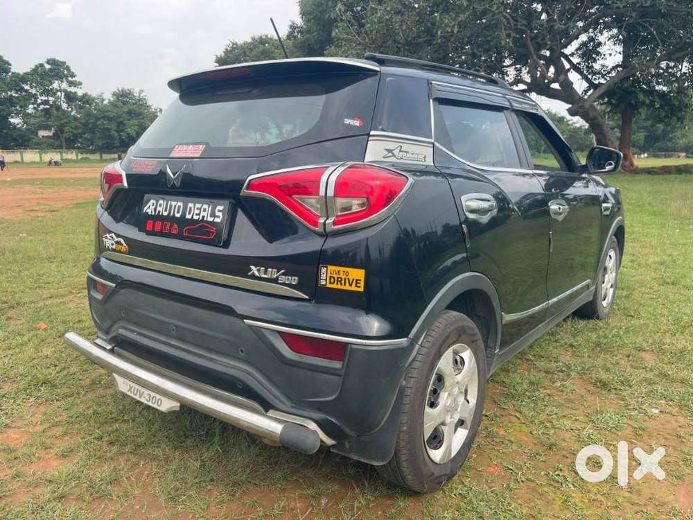 Mahindra Xuv300 W6 Diesel, 2023, Diesel