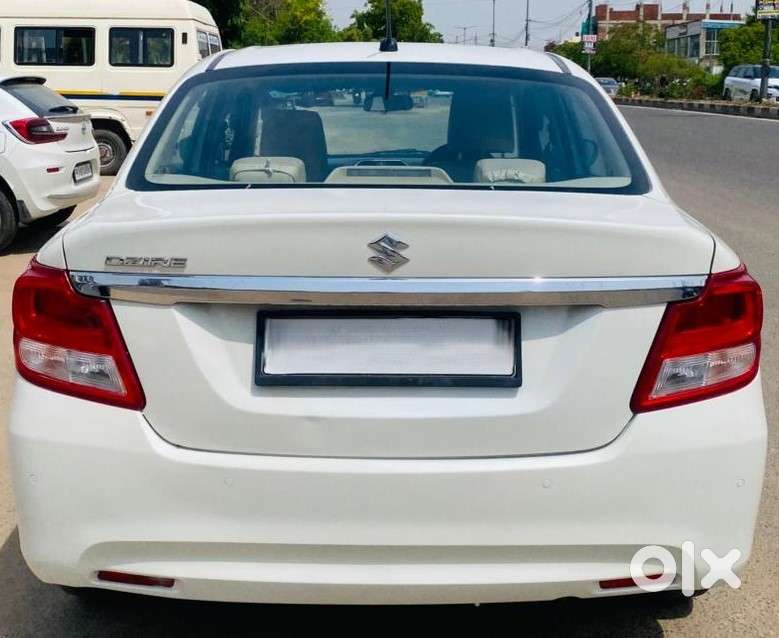 Maruti Suzuki Dzire 1.2 Vxi, 2023, Petrol