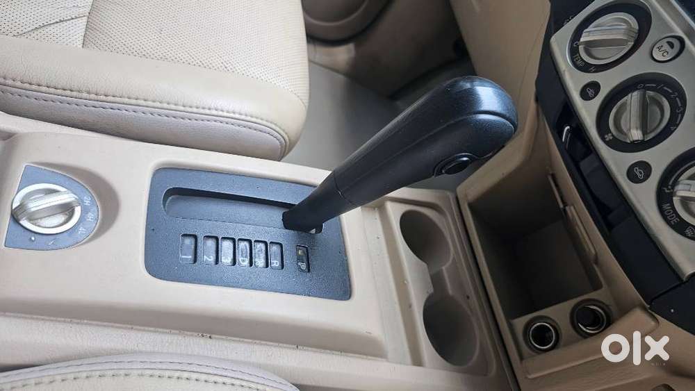 Ford Endeavour 2.2 Titanium At 4x2, 2013, Diesel