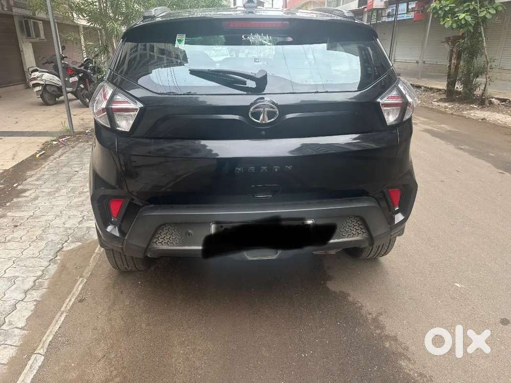 Tata Nexon Xza+ Premium Dark Edition  2023  Petrol  Automatic  Top