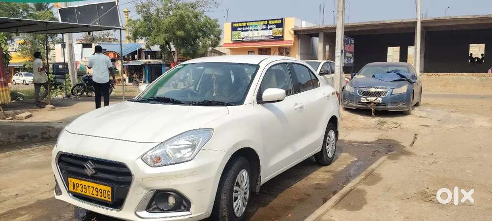 Maruti Suzuki Dzire 2021 Petrol 82000 Km Driven