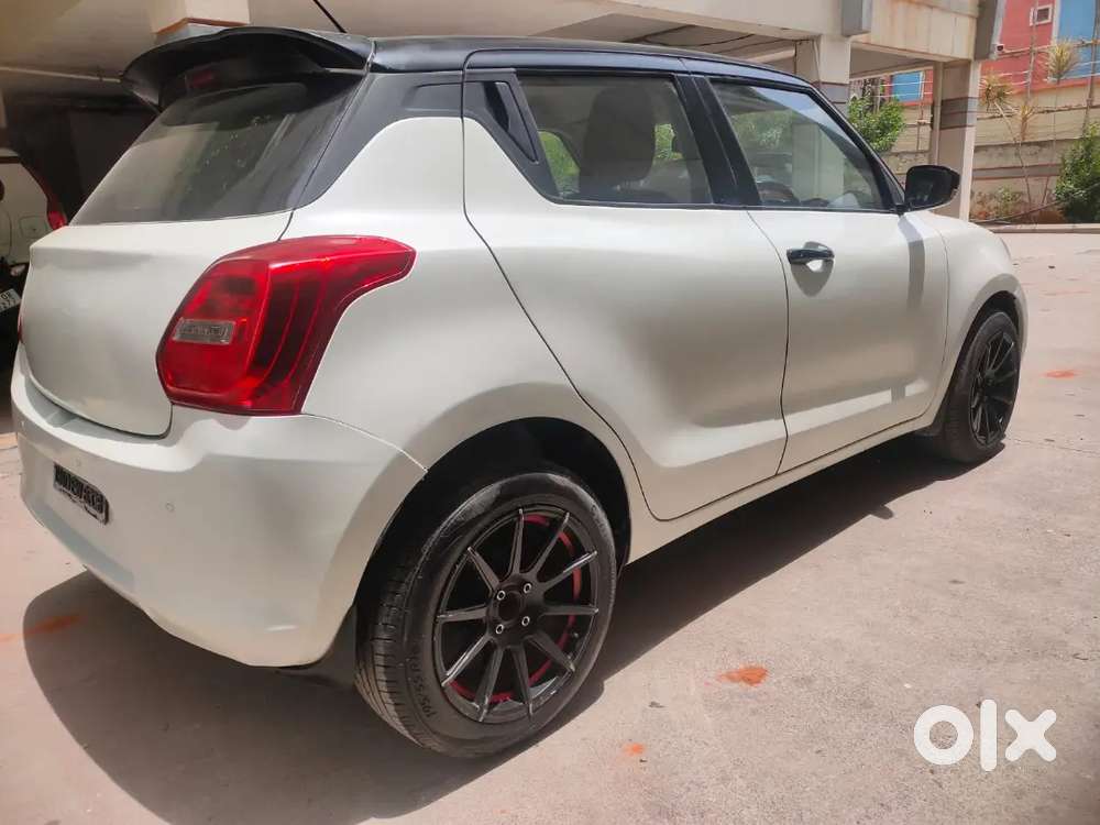 Maruti Swift Diesel 2018 Automatic Alloys/insurance/newtyres/serviced