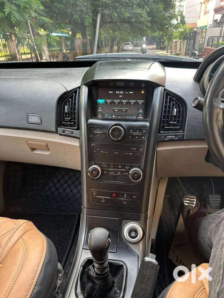 Mahindra Xuv500 2.2 W10 Sportz Edition Mt, 2016, Diesel