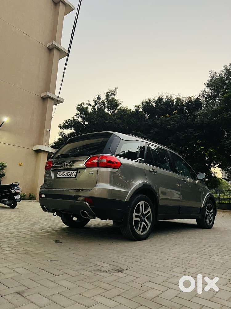Tata Hexa 2.2 Xta 4x2 7 Str Dual Tone, 2017, Diesel