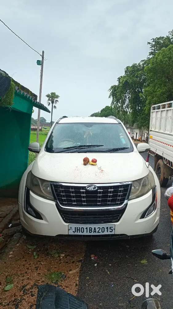 Mahindra Xuv500 2013 Diesel 100000 Km Driven