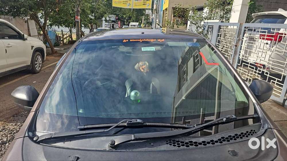 Tata Tiago Xe Petrol 2018
