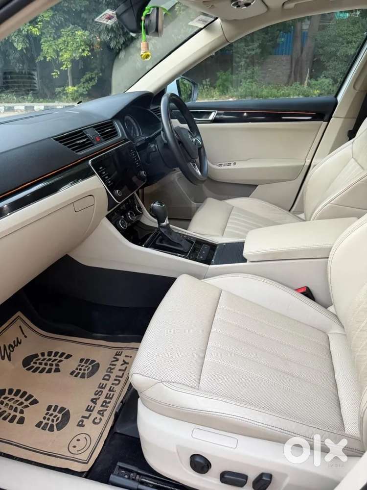 Skoda Superb 2.0 L&k Tsi At, 2020, Petrol