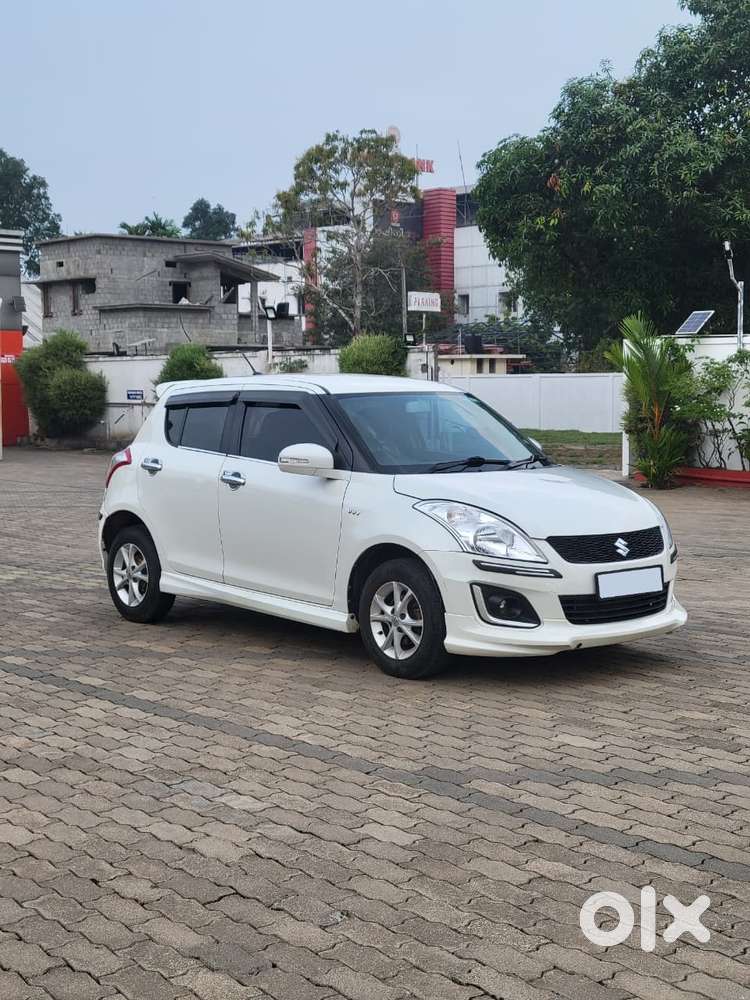 Maruti Suzuki Swift Vxi + Manual, 2016, Petrol